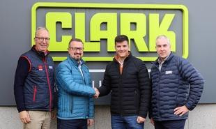 Clark Ungarn1 310
